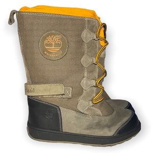 Timberland woman’s snow/waterproof boots